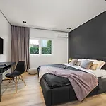 Willa Aida - 4 Bedroom Luxury With Large Private Pool 4k Projector And Jacuzzi