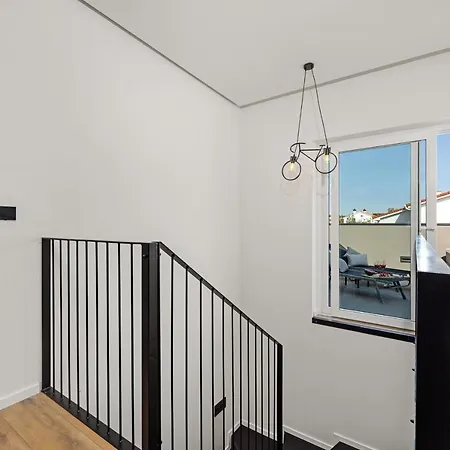 Aida - 4 Bedroom Luxury With Large Private Pool 4k Projector And Jacuzzi *